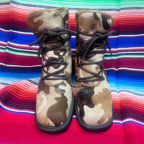 Stuart Weitzman Ankle Boots, size 7.5, Camo/cowprint - Picture 12 of 14